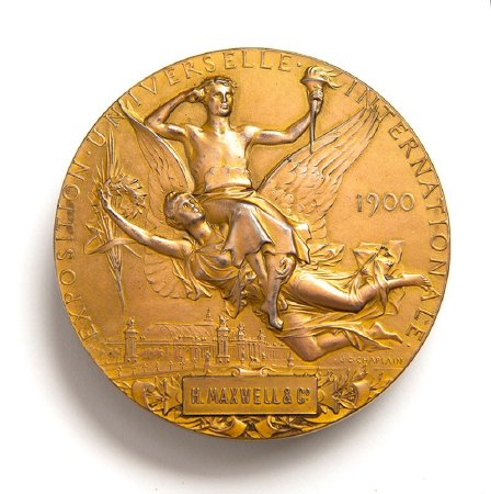 Back of Paris 1900 Exposition medal in gilt bronze